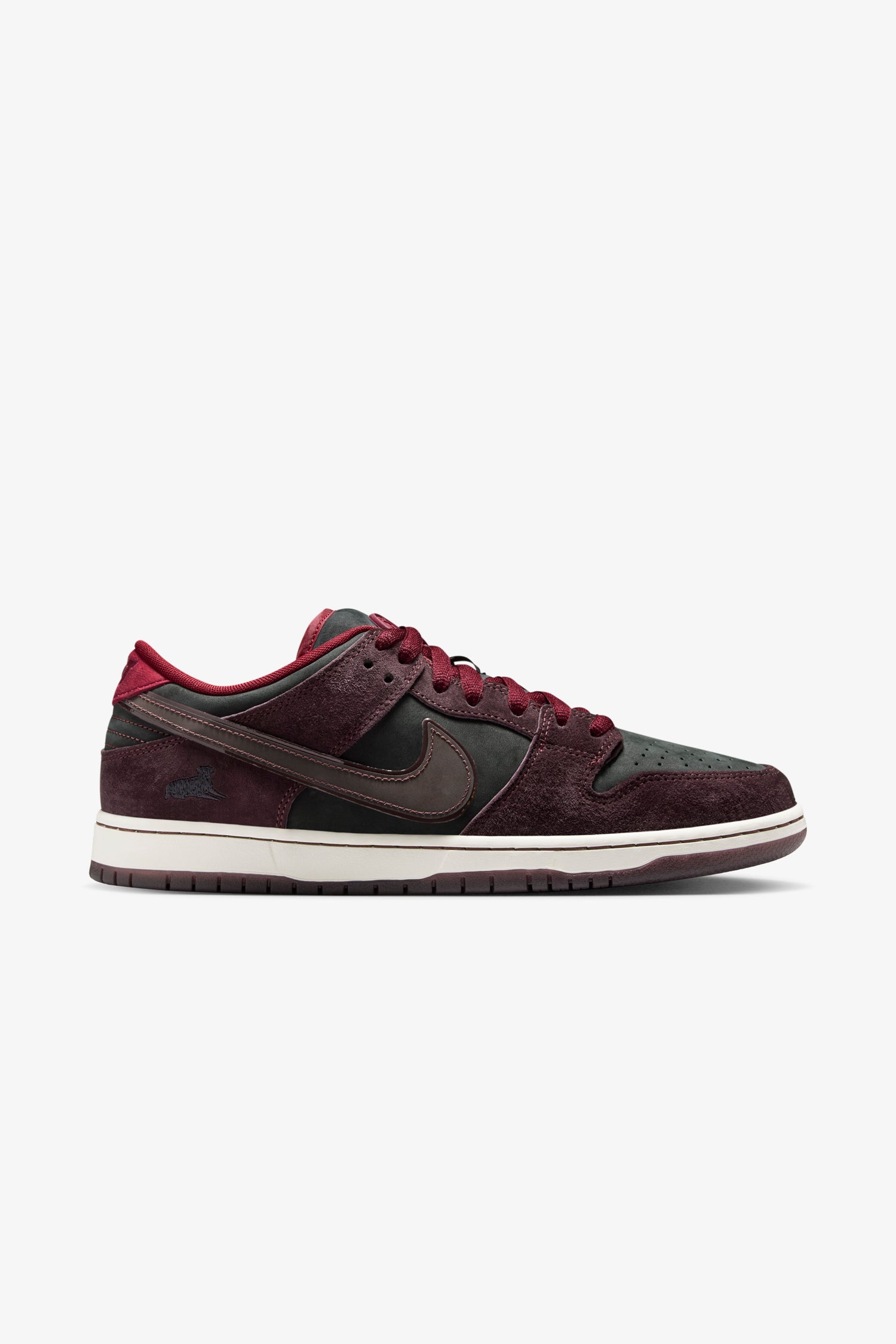 SB Dunk Low x RIOT Skateshop- Selectshop FRAME