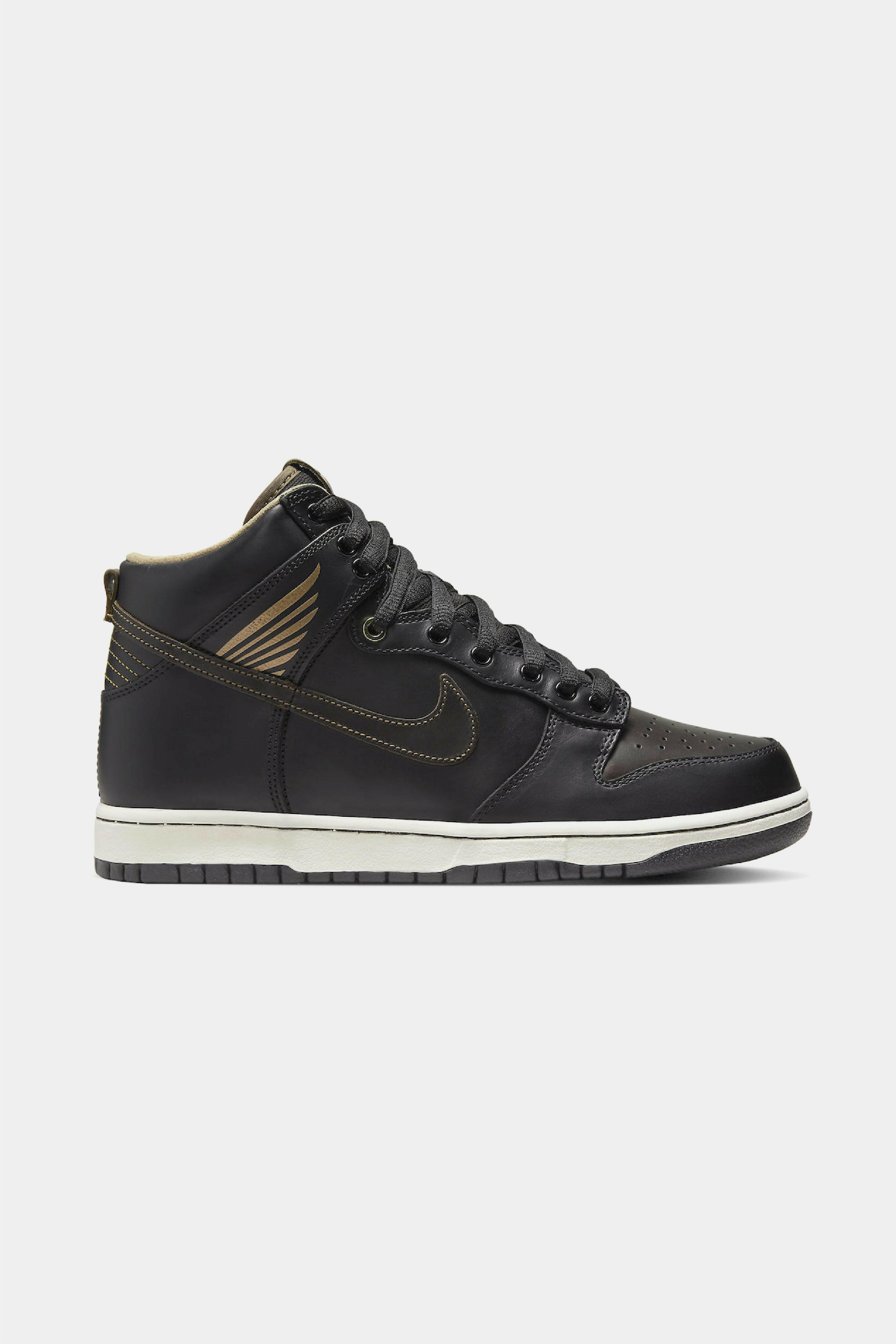 Selectshop FRAME - NIKE SB Pawnshop x Nike SB Dunk High Footwear Concept Store Dubai