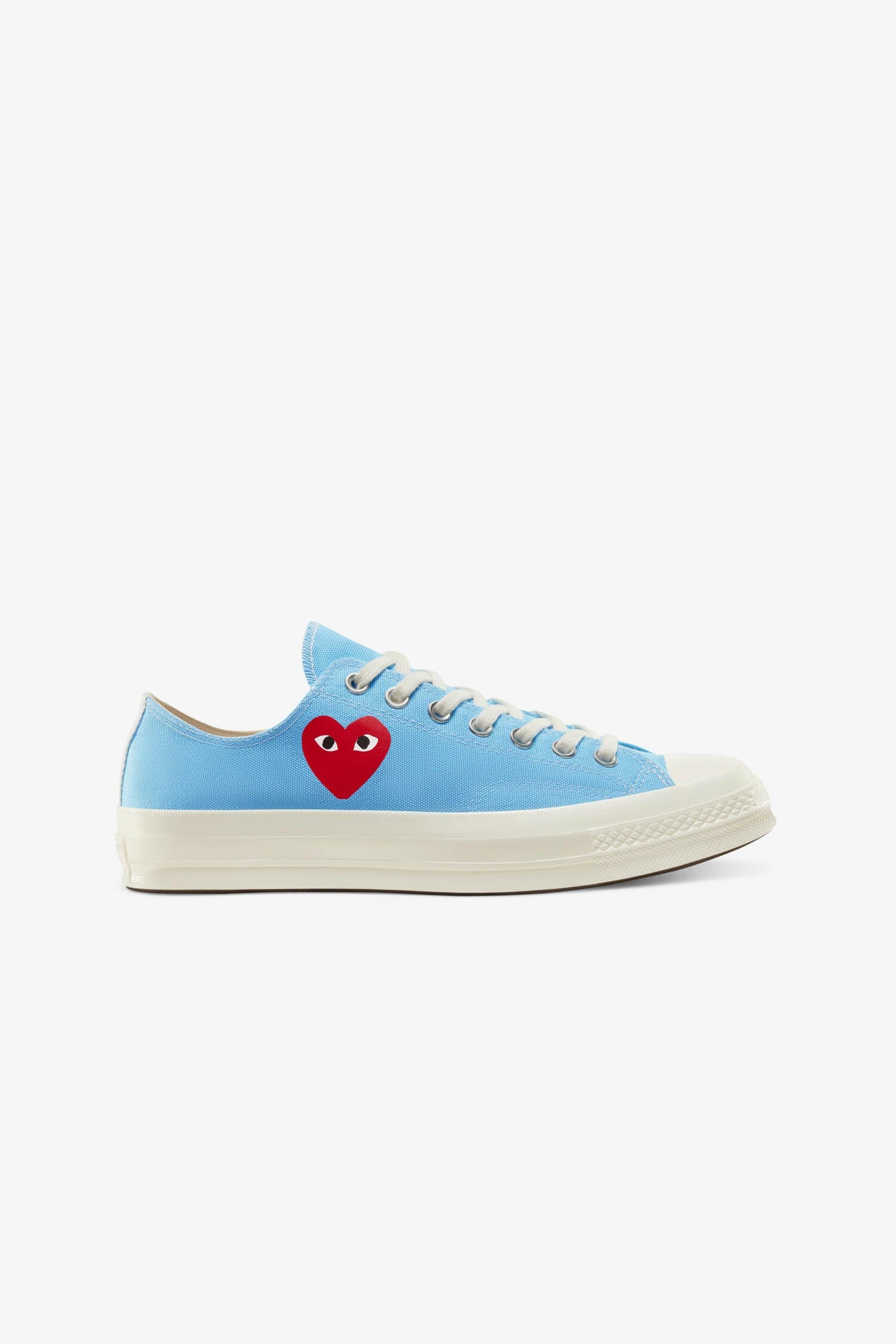 Selectshop FRAME - COMME DES GARCONS PLAY(MOE) Play Comme des Garçons x Converse Chuck '70 Low (Bright Blue)(MOE) Footwear Dubai