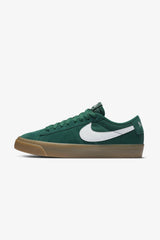 Selectshop FRAME - NIKE SB Blazer Low Pro GT "Green Gum" Footwear Dubai