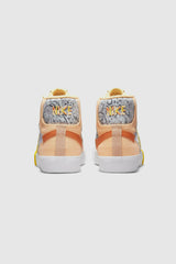 Selectshop FRAME - NIKE SB Nike SB Blazer Mid Premium Paisley "White Peach" Footwear Dubai