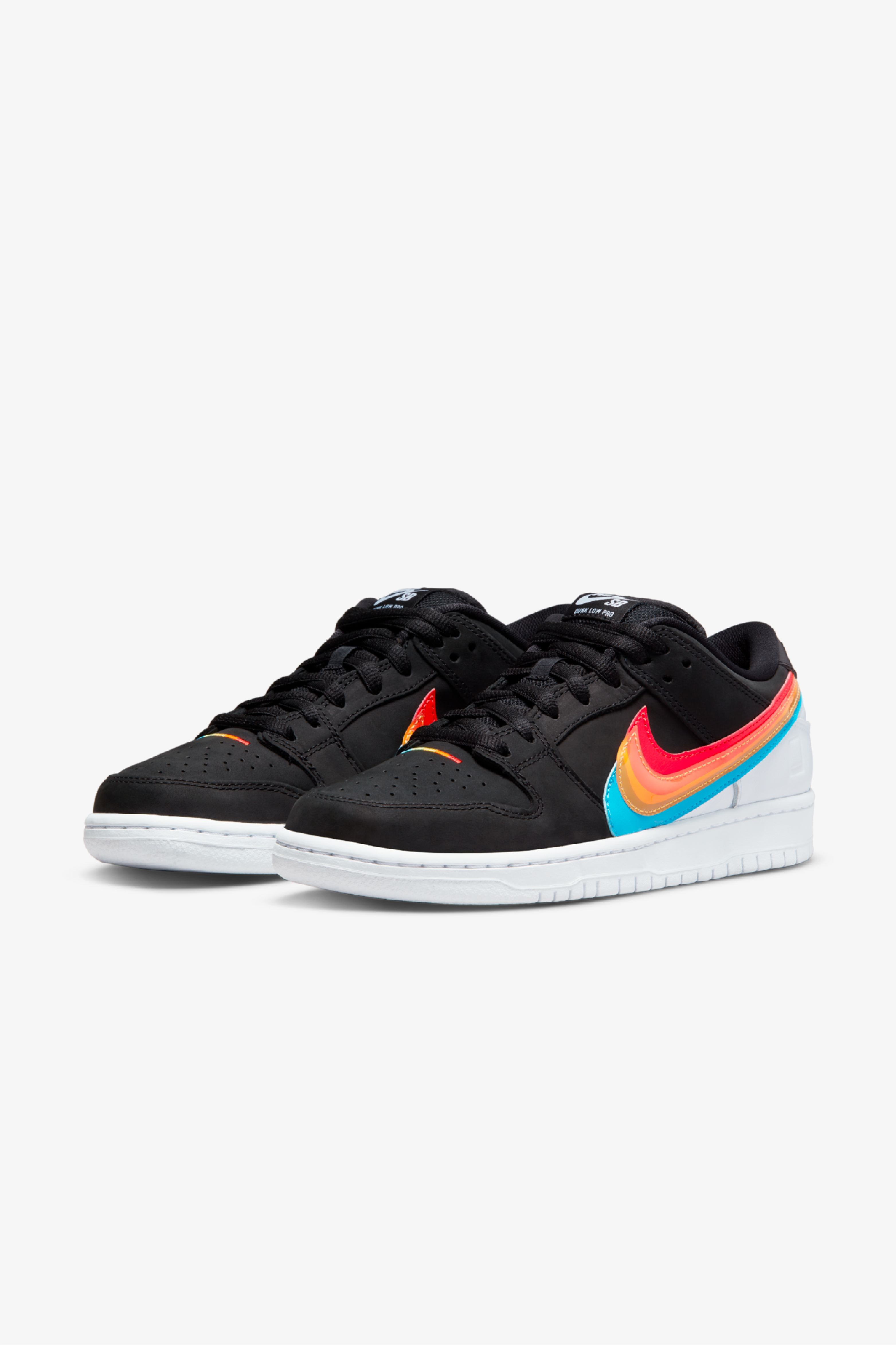 Selectshop FRAME - NIKE SB Nike SB Dunk Low x Polaroid Footwear Dubai