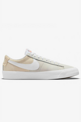 Selectshop FRAME - NIKE SB Nike SB Zoom Blazer Low PRO GT ISO Footwear Dubai