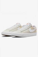 Selectshop FRAME - NIKE SB Nike SB Zoom Blazer Low PRO GT ISO Footwear Dubai