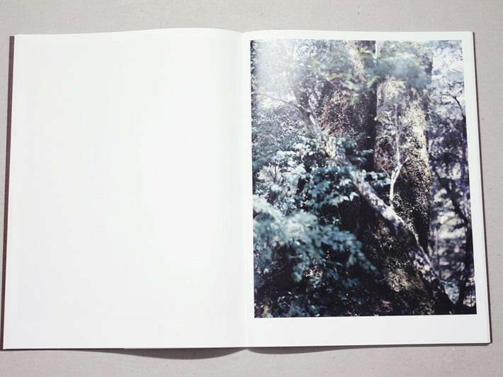 Selectshop FRAME - FRAME BOOK YOSHIHIKO UEDA, Materia Book Dubai