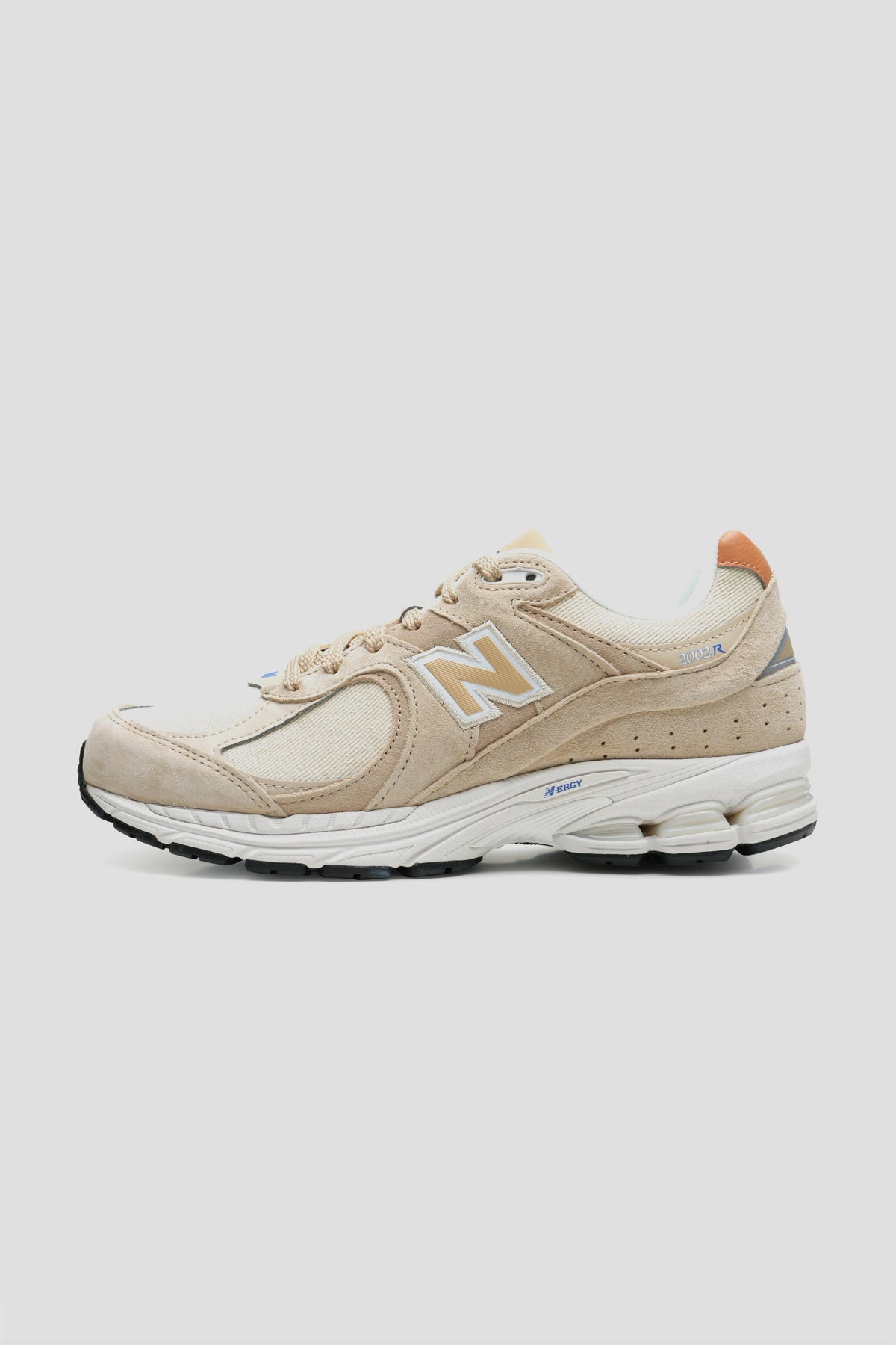 Selectshop FRAME - NEW BALANCE M2002REF متجر الأحذية "Incense Sepia Bone" متجر الأحذية "إنسيبيس سيبيا بون" دبي