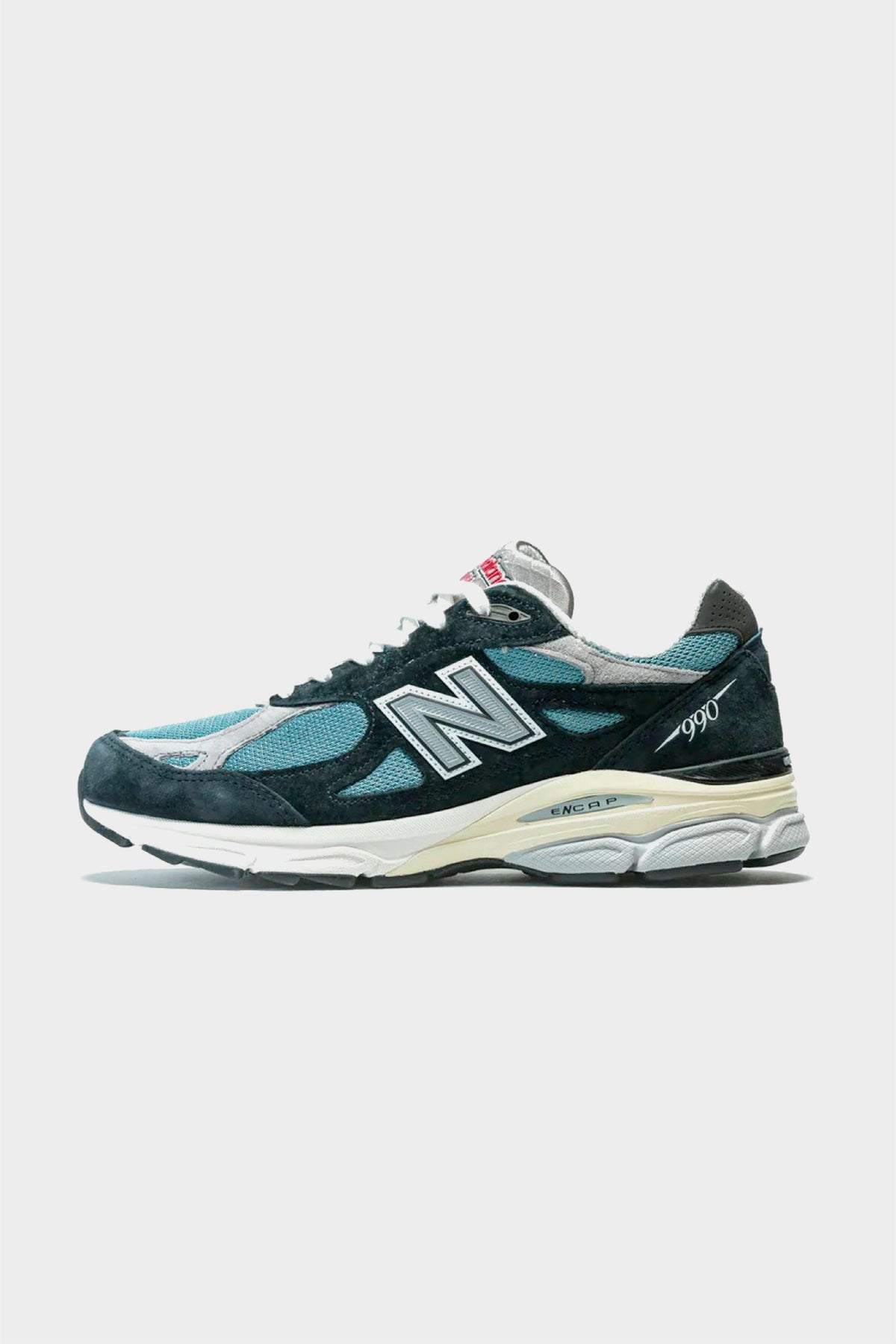 Selectshop FRAME - NEW BALANCE 990v3 Made In USA "Teddy Santis Navy Castlerock" Footwear Concept Store Dubai