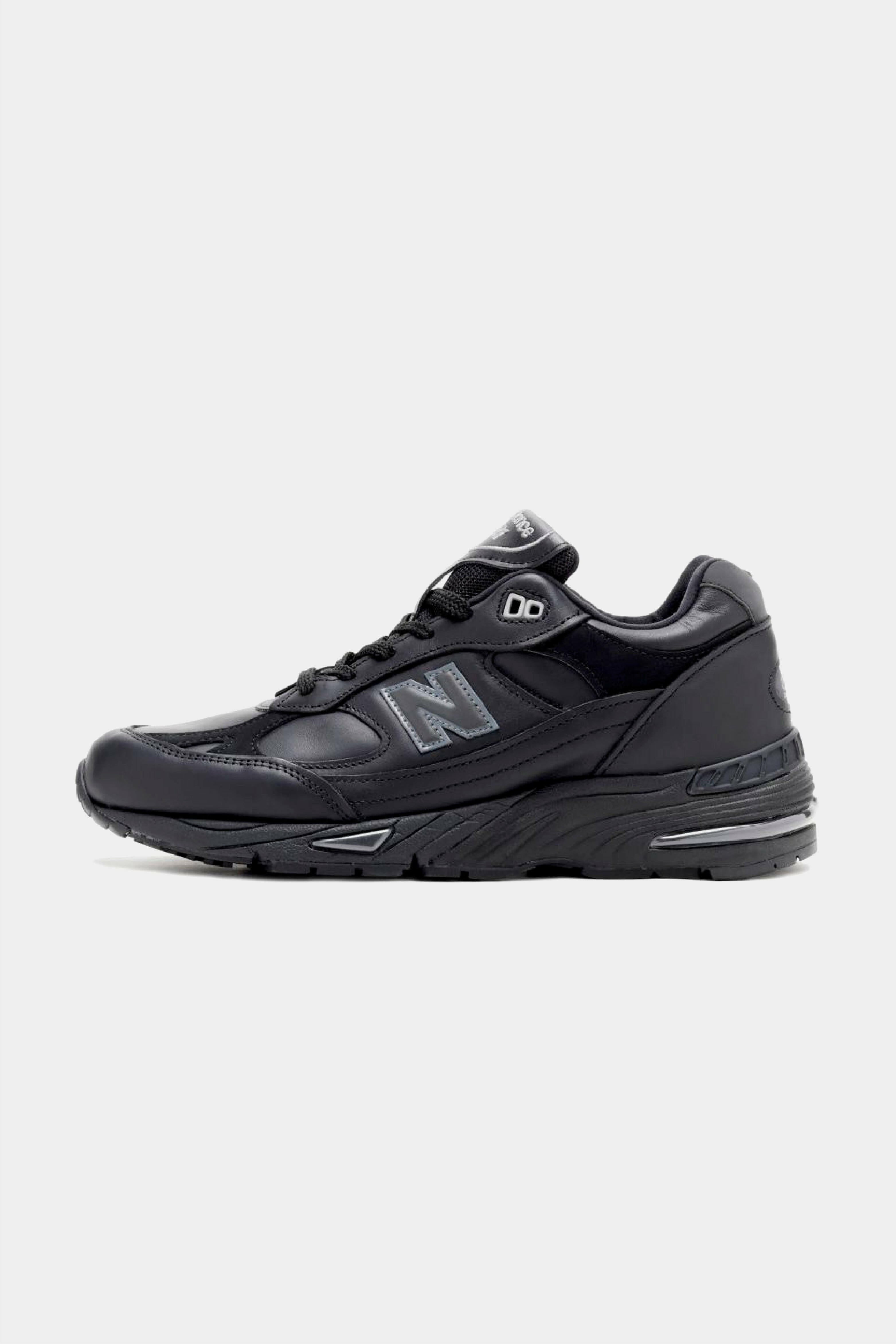 Selectshop FRAME - NEW BALANCE 991 صنع في المملكة المتحدة "بلاك" متجر الأحذية "بلاك" دبي