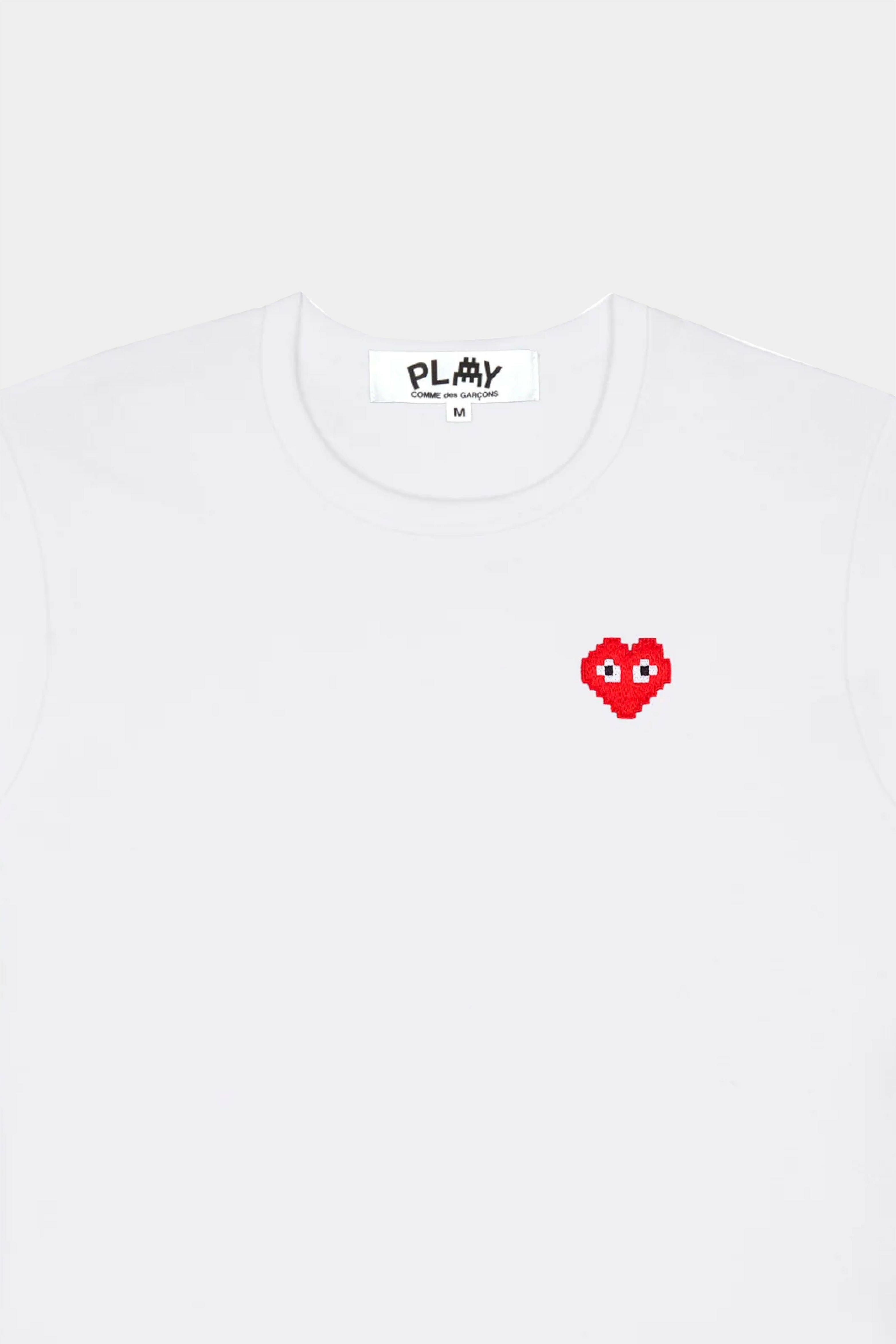 Selectshop FRAME - COMME DES GARCONS PLAY Comme des Garçons Play Play x Invader للسيدات تي شيرتات تي شيرتات نسائية متجر كونسبت دبي