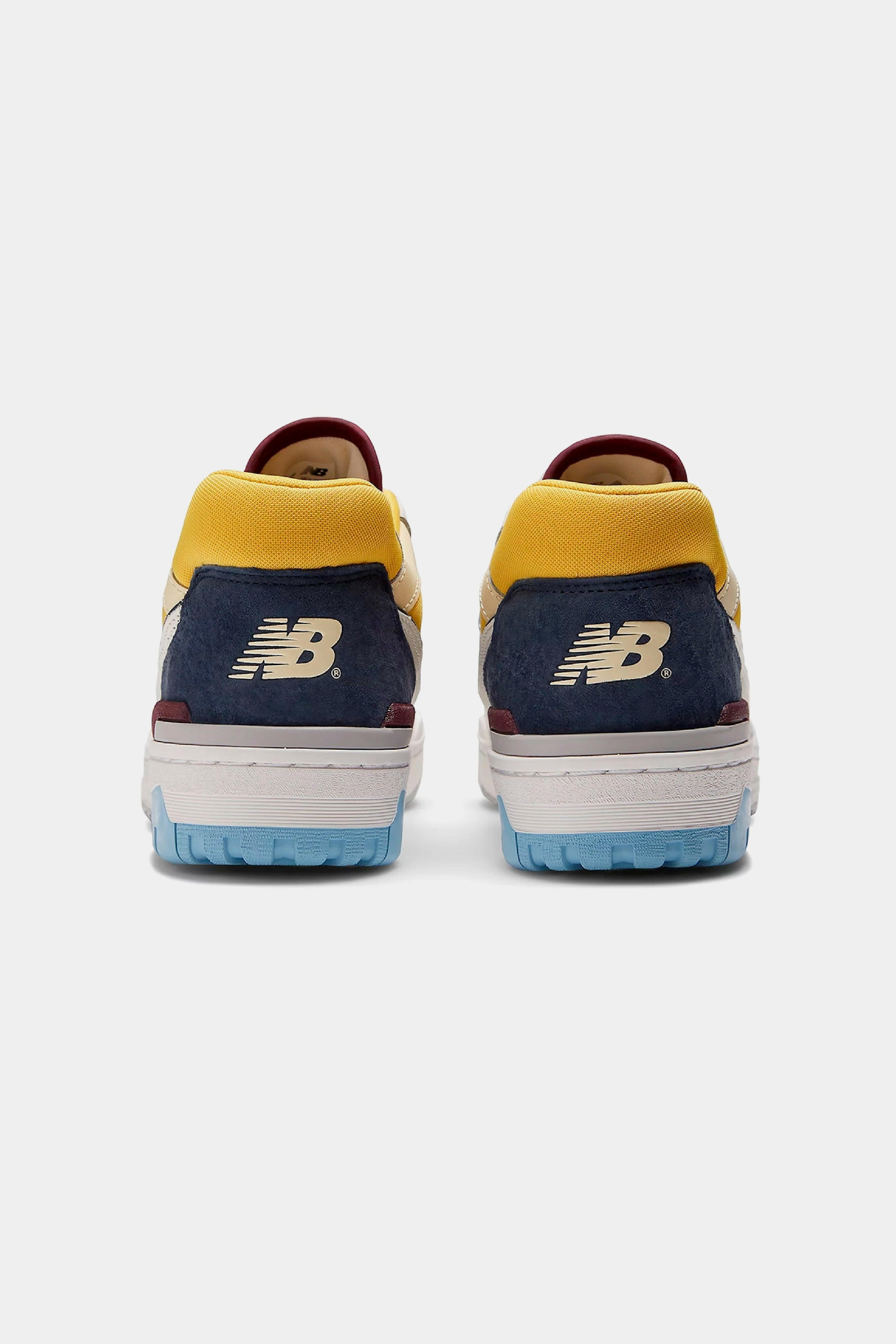 Selectshop FRAME - NEW BALANCE New Balance 550 "Marquette" Footwear Dubai