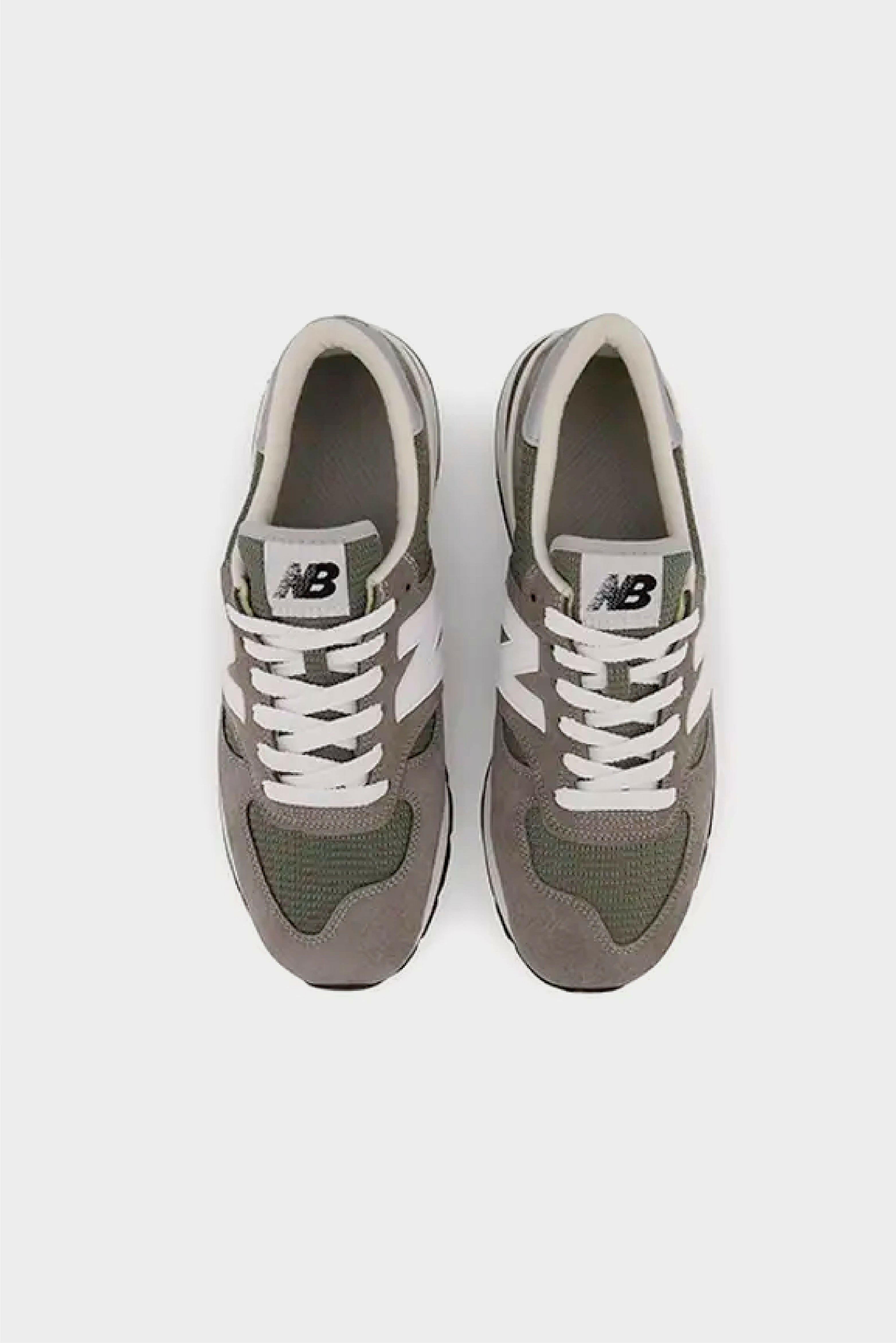 Selectshop FRAME - NEW BALANCE 990 "صنع في الولايات المتحدة الأمريكية رمادي" متجر مفهوم الأحذية في دبي