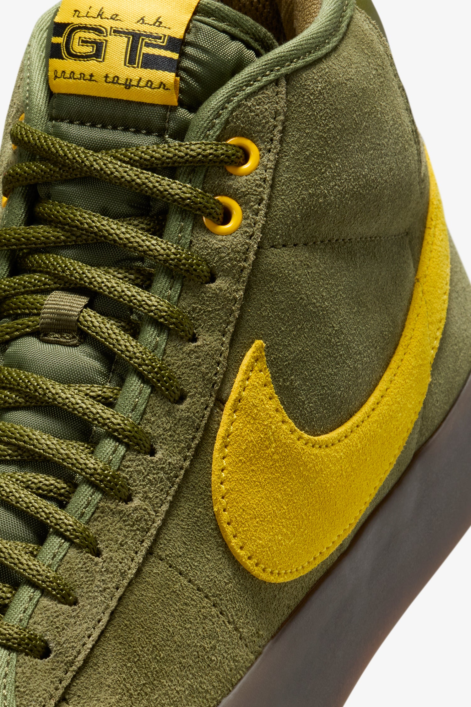 SB Zoom Blazer Mid x Antihero "Rough Green"- Selectshop FRAME