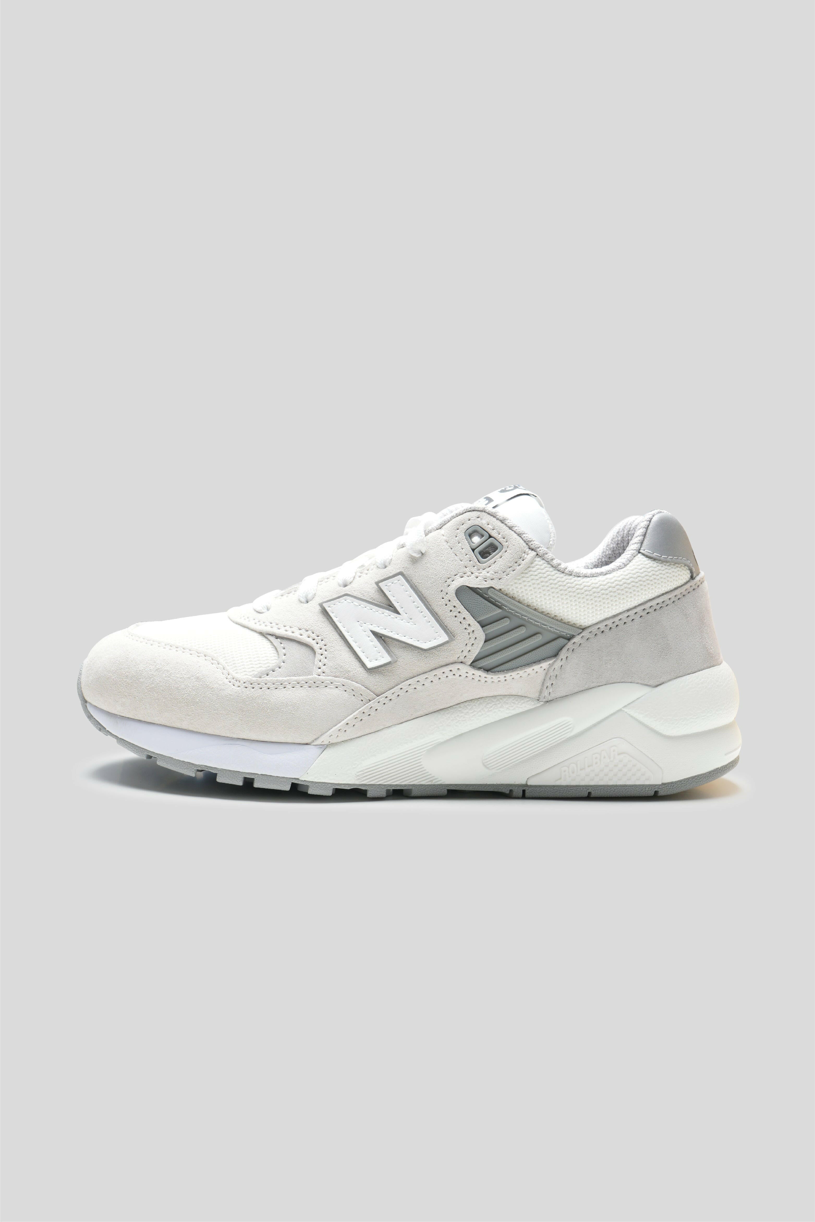 Selectshop FRAME - COMME DES GARÇONS HOMME New Balance 580 Sneakers Footwear Concept Store Dubai