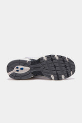 Selectshop FRAME - NEW BALANCE 530 "Light Gray" Footwear Concept Store Dubai