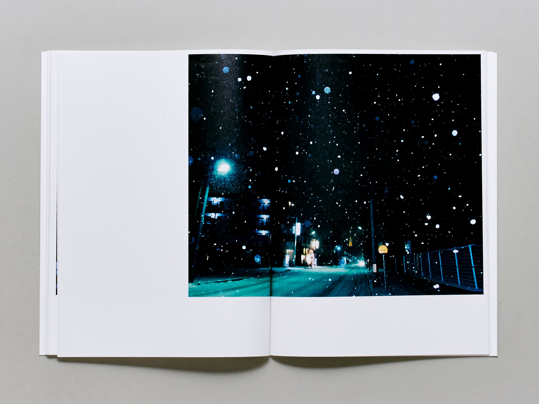 Selectshop FRAME - FRAME BOOK HARUKA FUJITA, Winter Book Dubai