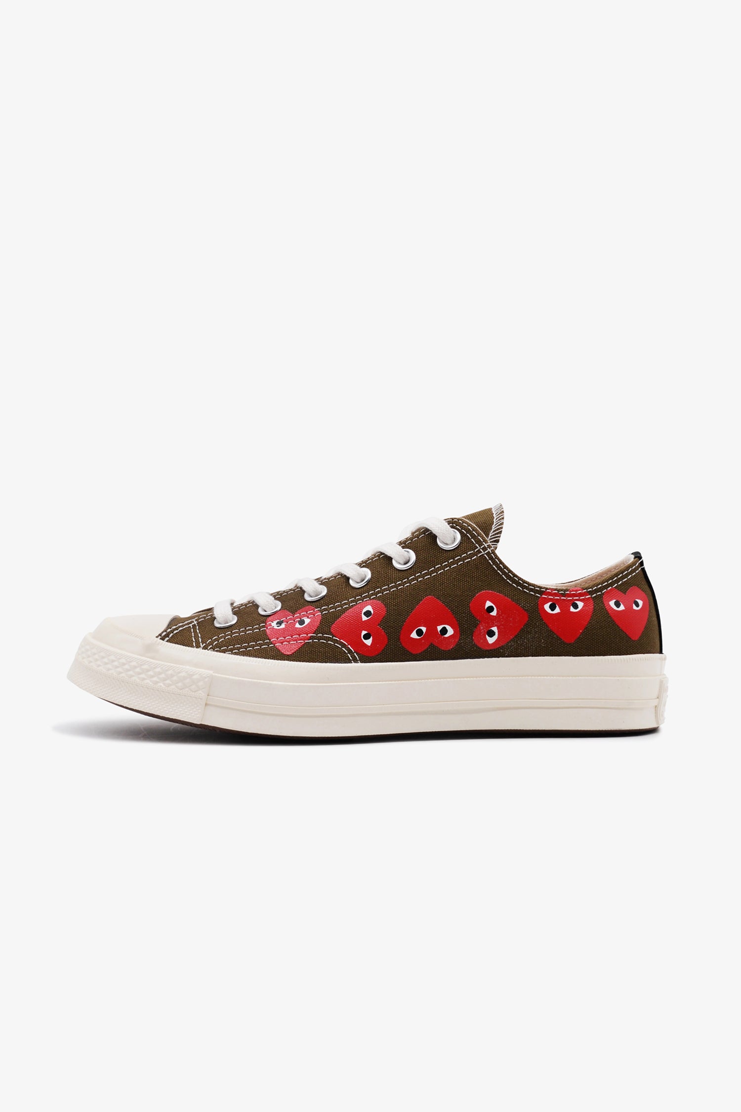 Selectshop FRAME - COMME DES GARCONS PLAY Converse Chuck Taylor All Star '70 Low Multi Red Heart Footwear Dubai