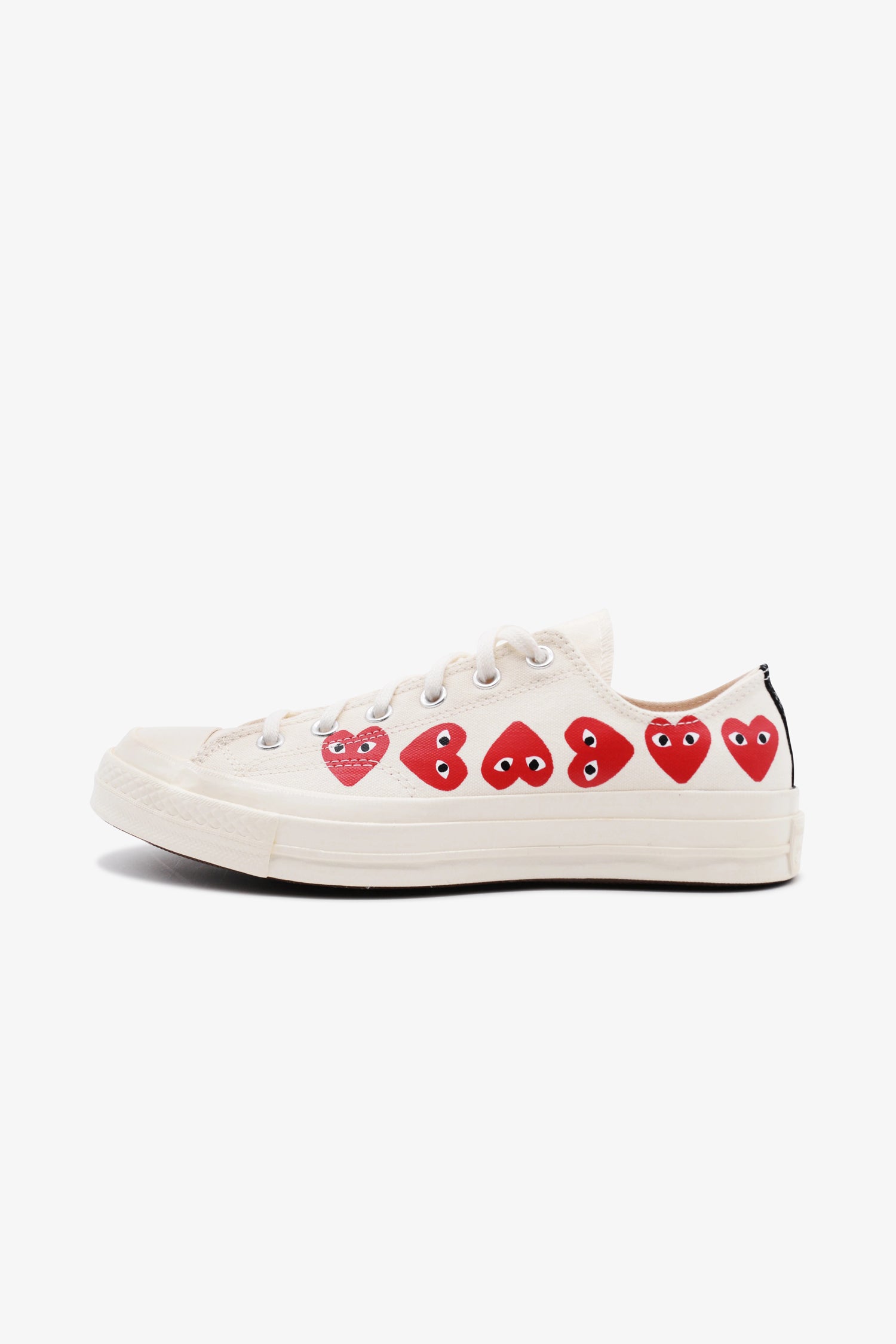 Selectshop FRAME - COMME DES GARCONS PLAY Converse Chuck Taylor All Star '70 Low Multi Red Heart Footwear Dubai