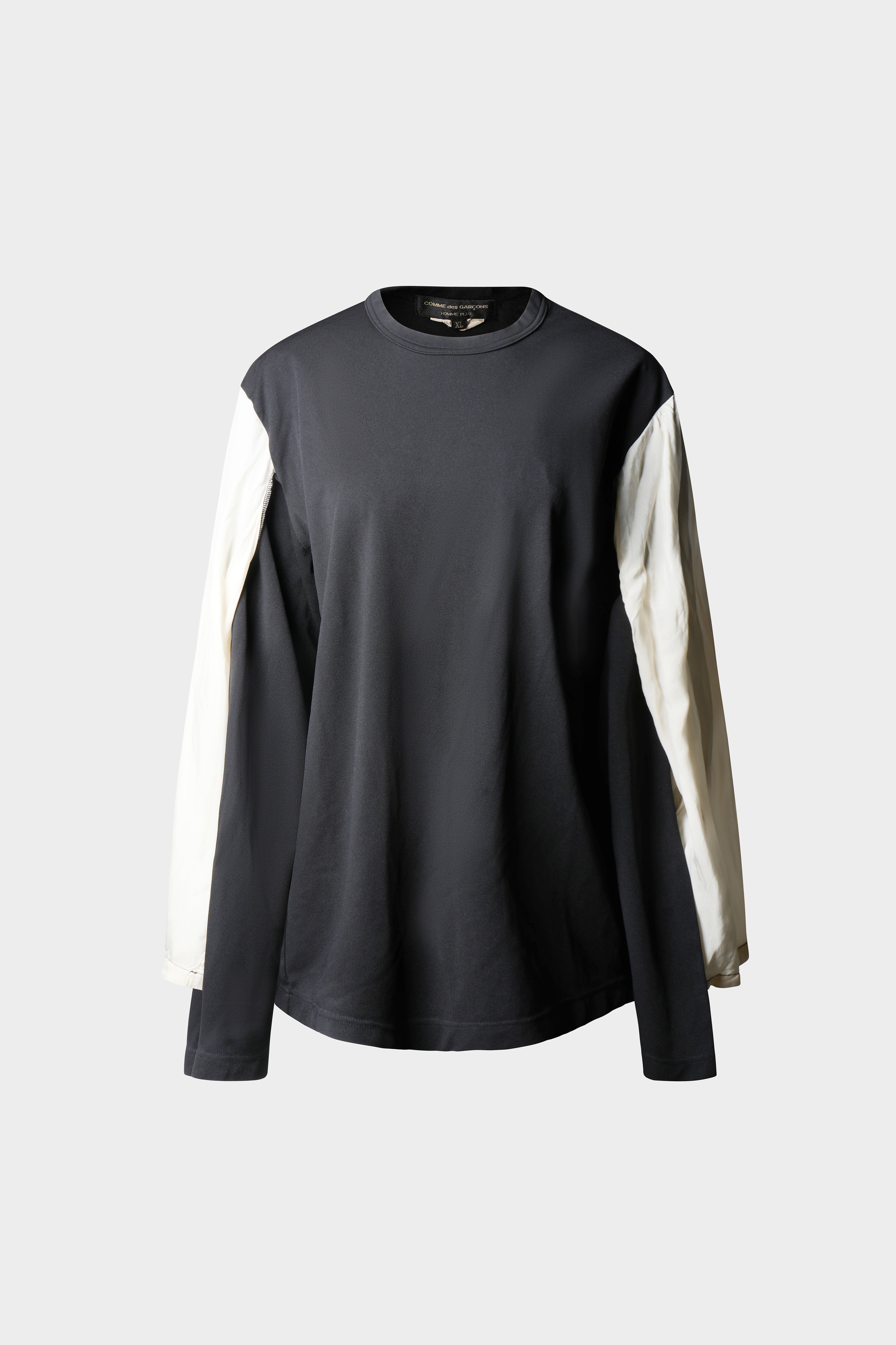 Selectshop FRAME - COMME DES GARÇONS HOMME PLUS T-Shirt T-Shirts Concept Store Dubai