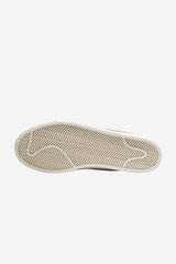 Selectshop FRAME - NIKE SB Nike SB Blazer Mid Summit "White University Red" Footwear Dubai