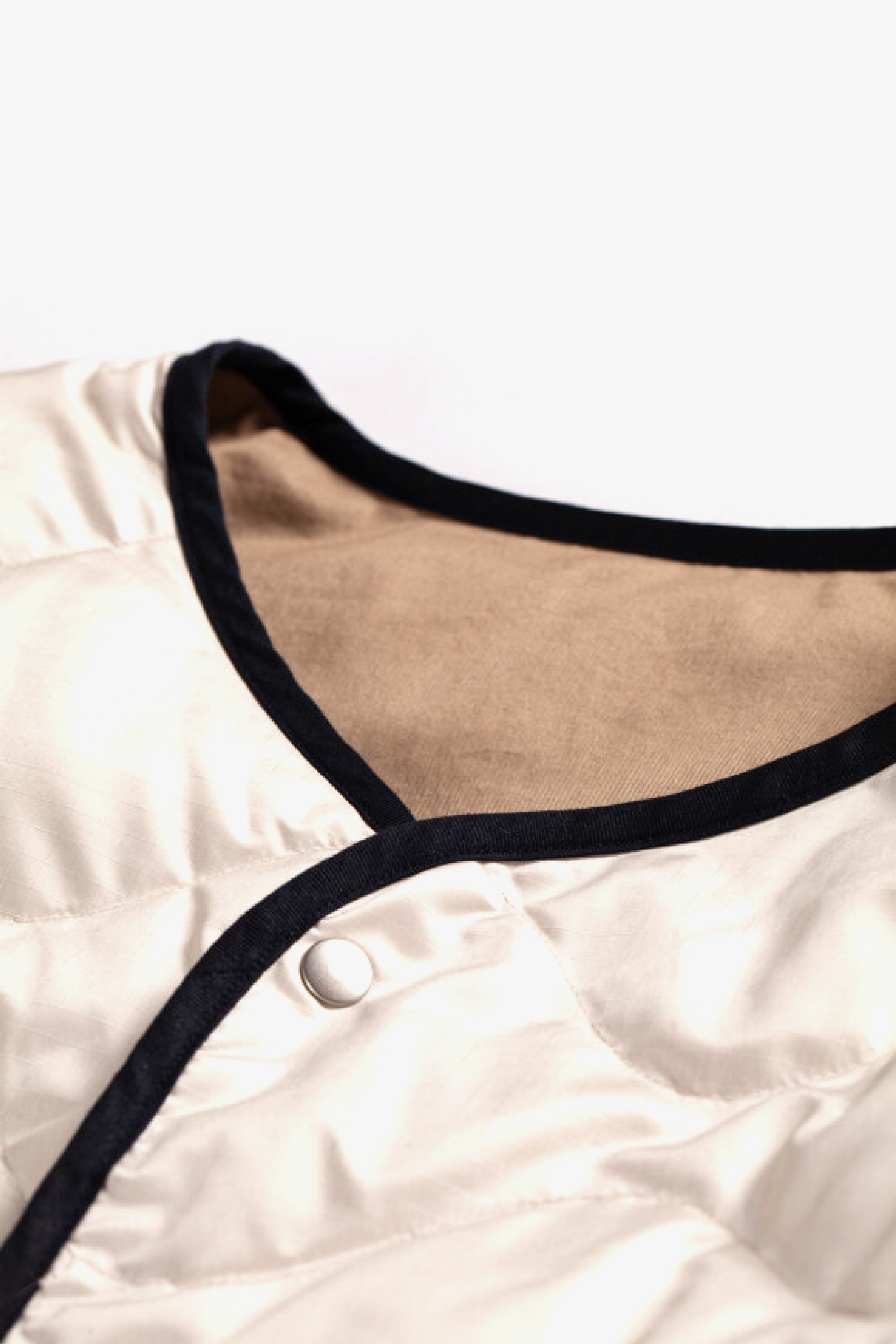 Selectshop FRAME - NANAMICA Reversible Down Cardigan Outerwear Dubai