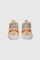 Selectshop FRAME - NIKE SB Nike SB Blazer Mid Premium Paisley "White Peach" Footwear Dubai