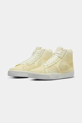 Selectshop FRAME - NIKE SB Nike SB Blazer Mid PRM "Lemon Wash" Footwear Dubai