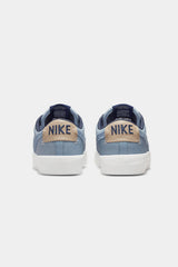 Selectshop FRAME - NIKE SB Nike SB Blazer Low GT "Light Denim" Footwear Dubai