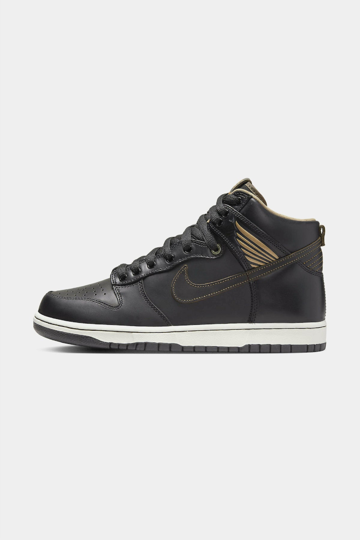 Selectshop FRAME - NIKE SB Pawnshop x Nike SB Dunk High Footwear Concept Store Dubai