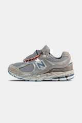Selectshop FRAME - NEW BALANCE 2002R Grey Brown With Pouch Footwear Concept Store Dubai