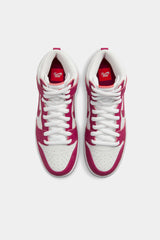 Selectshop FRAME - NIKE SB Nike SB Dunk High “Sweet Beet” Footwear Concept Store Dubai