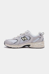 Selectshop FRAME - NEW BALANCE 530 "Light Gray" Footwear Concept Store Dubai