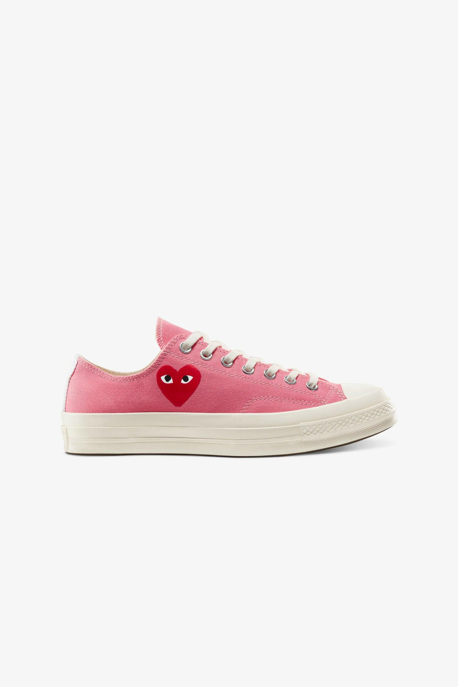 Selectshop FRAME - COMME DES GARCONS PLAY(MOE) Play Comme des Garçons x Converse Chuck '70 Low (Bright Pink)(MOE) Footwear Dubai