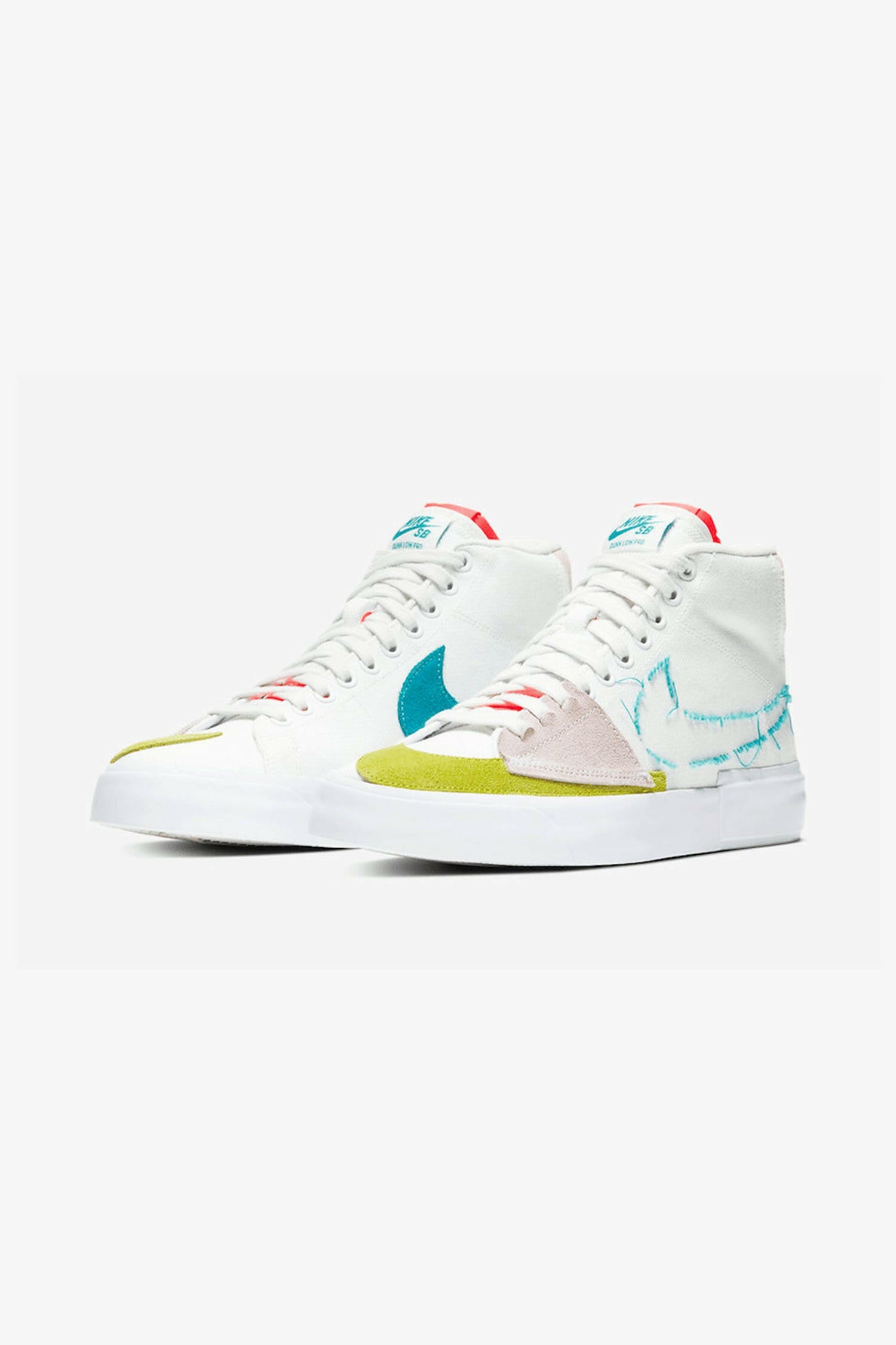 Selectshop FRAME -NIKE SB Zoom Blazer Mid Edge "Hack Pack" フットウェア ドバイ