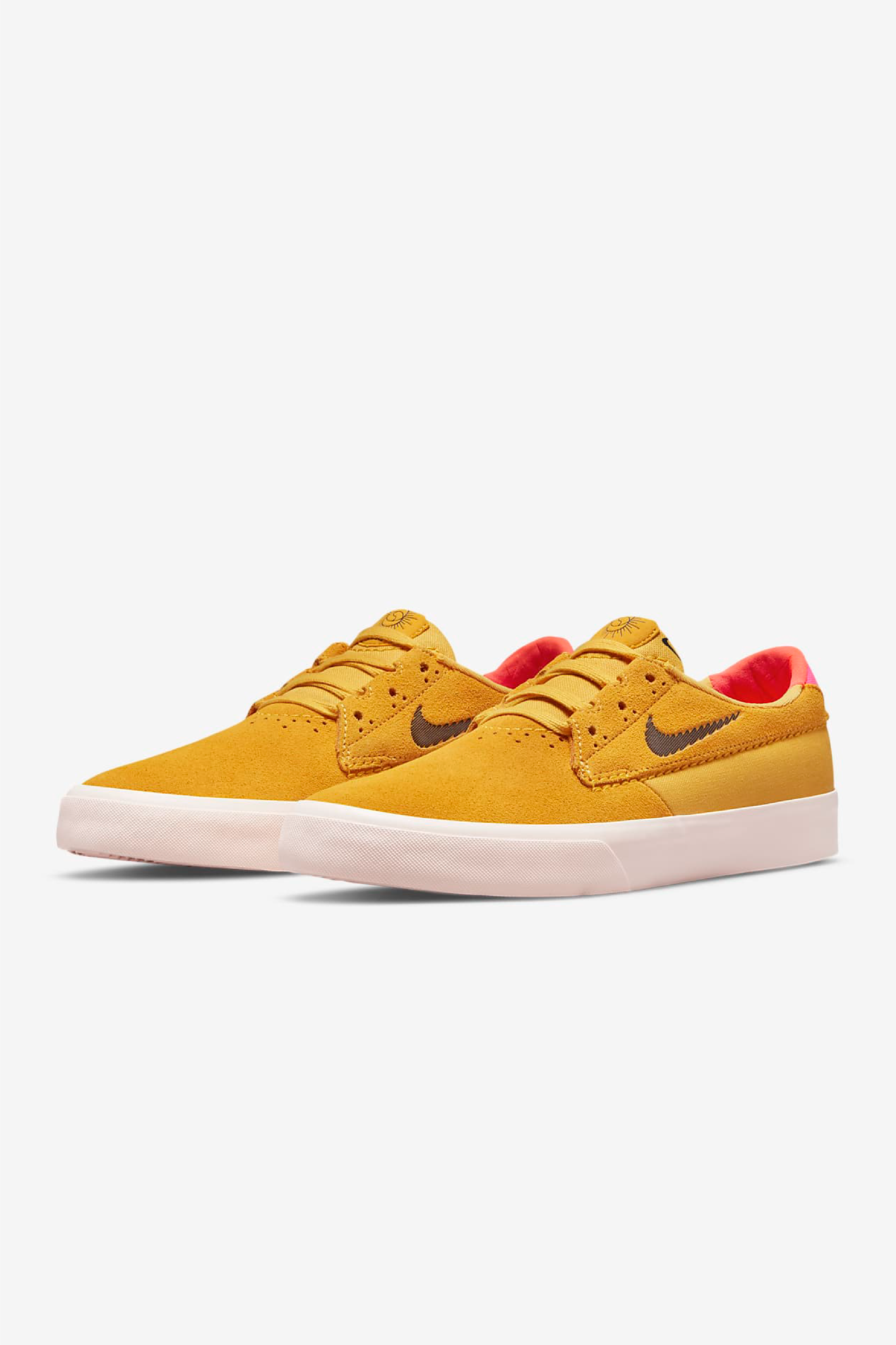 Selectshop FRAME - NIKE SB Nike SB Shane T Footwear Dubai