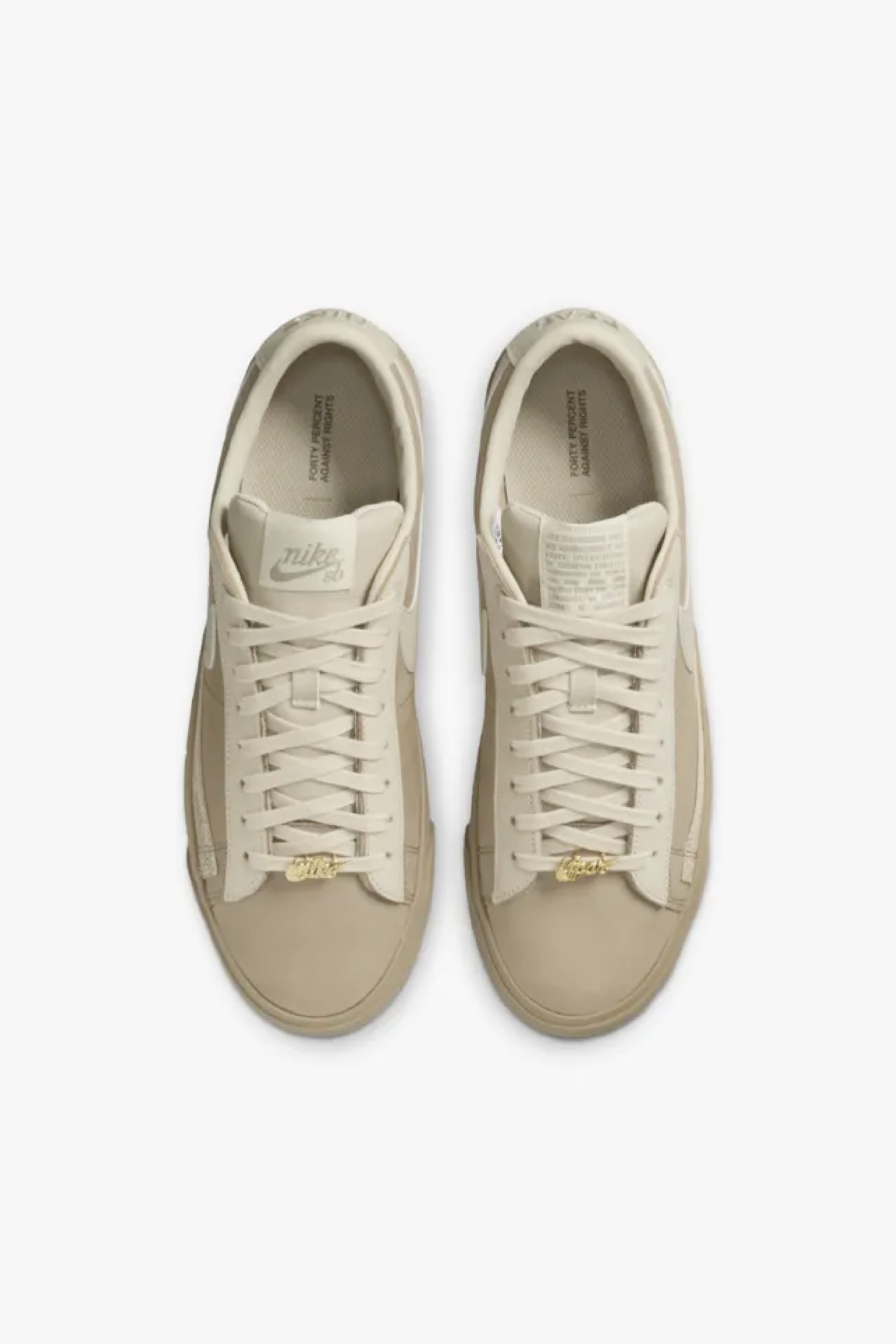 Selectshop FRAME -NIKE SB Nike SB  Blazer Low x FPAR Footwear Dubai