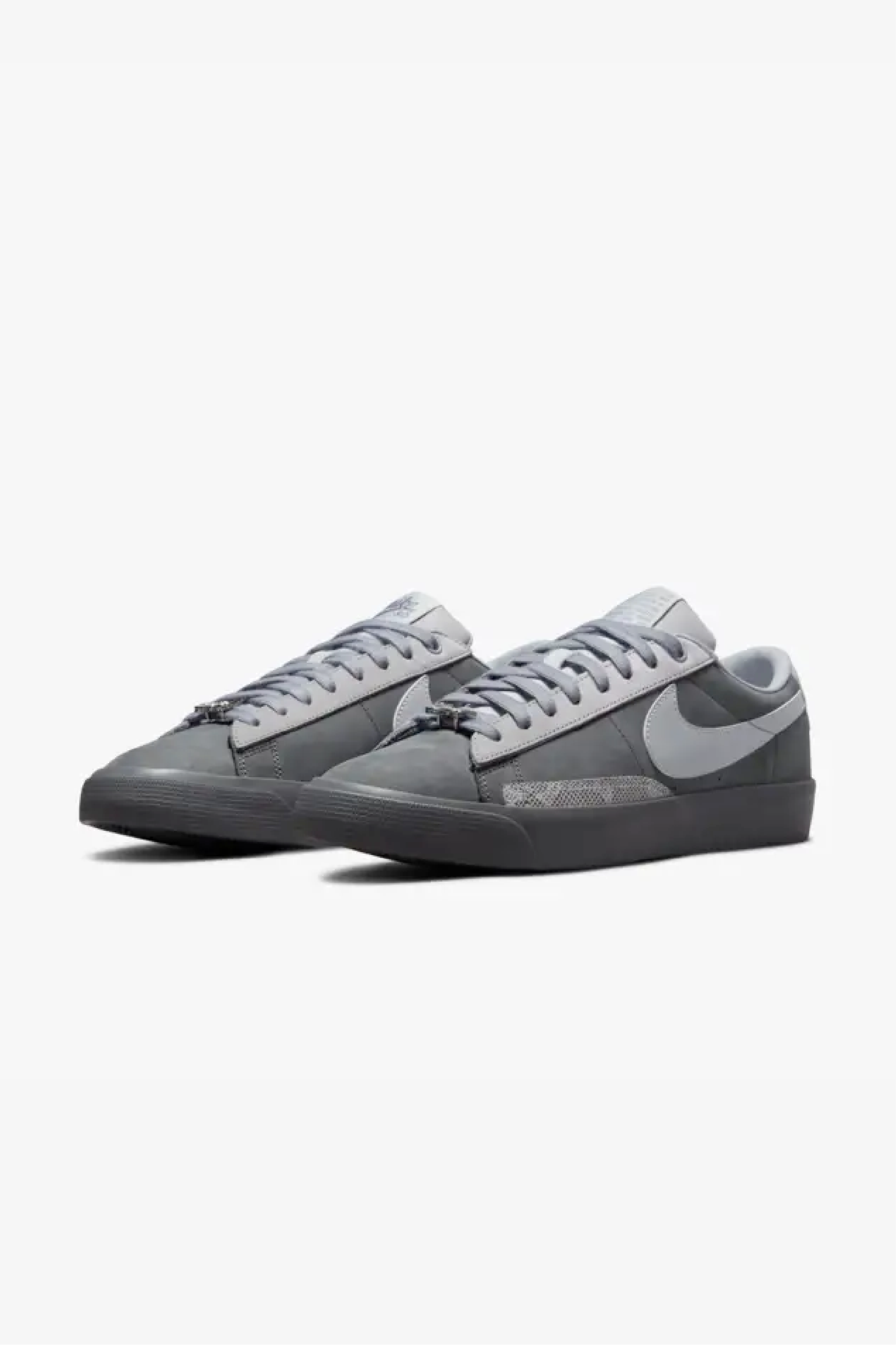 Selectshop FRAME -NIKE SB Nike SB  Blazer Low x FPAR Footwear Dubai