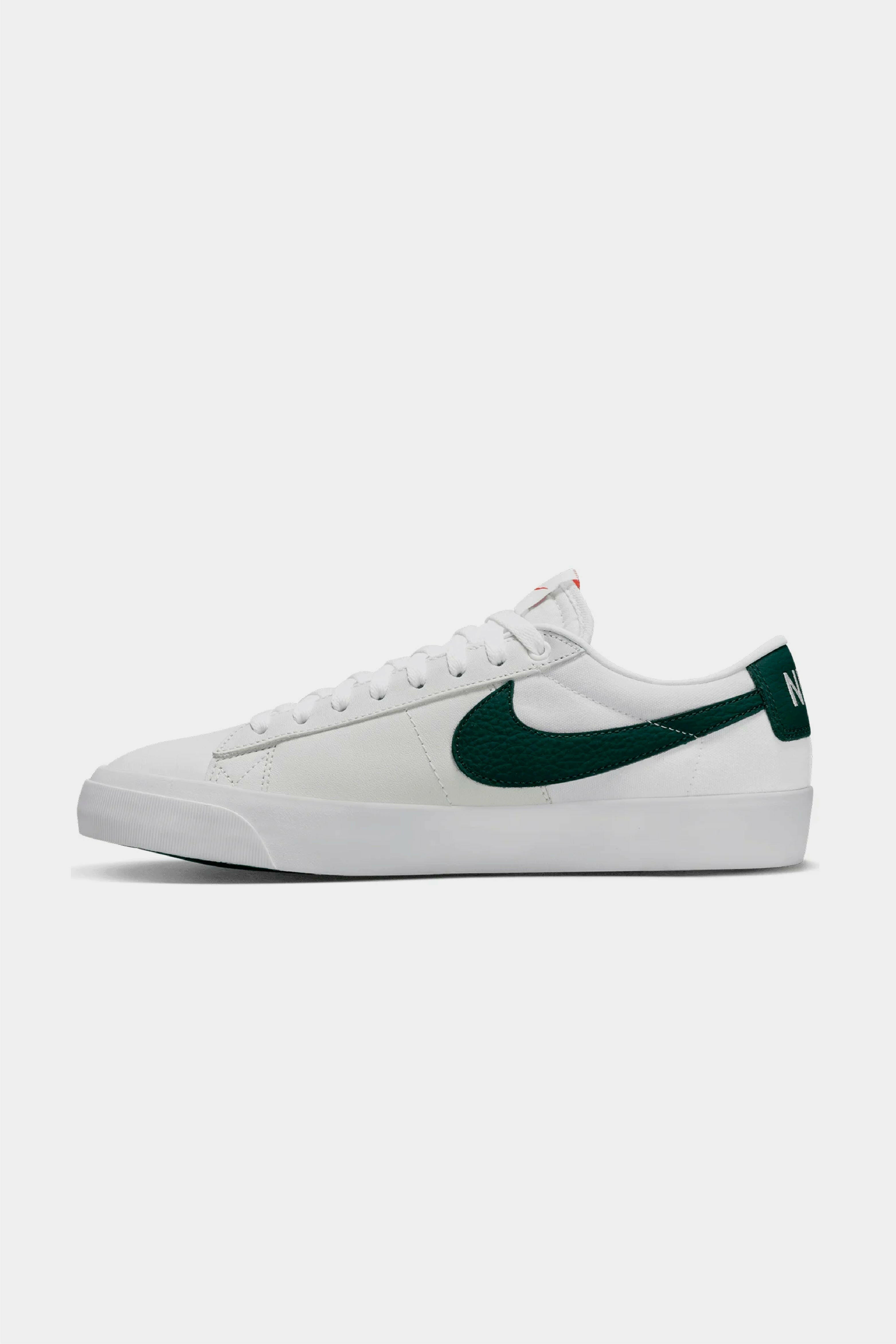 Selectshop FRAME -NIKE SB Nike SB  Blazer Low PRO GT Footwear Dubai