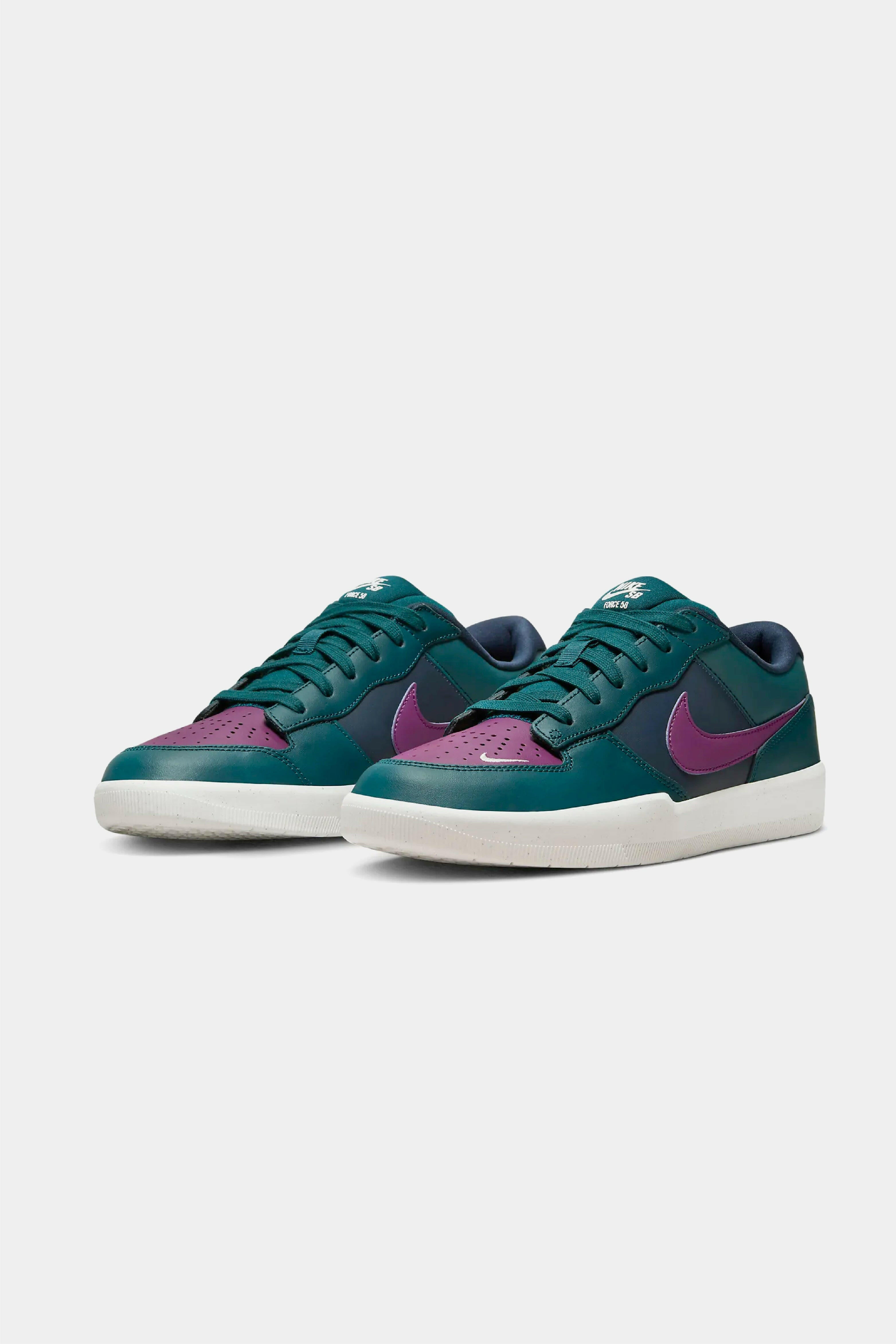 Selectshop FRAME -NIKE SB Nike SB  Force 58 "Hyper Royal" Footwear Dubai