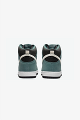 Selectshop FRAME - NIKE SB Nike SB Dunk High Pro "Mineral Slate Suede" Footwear Dubai