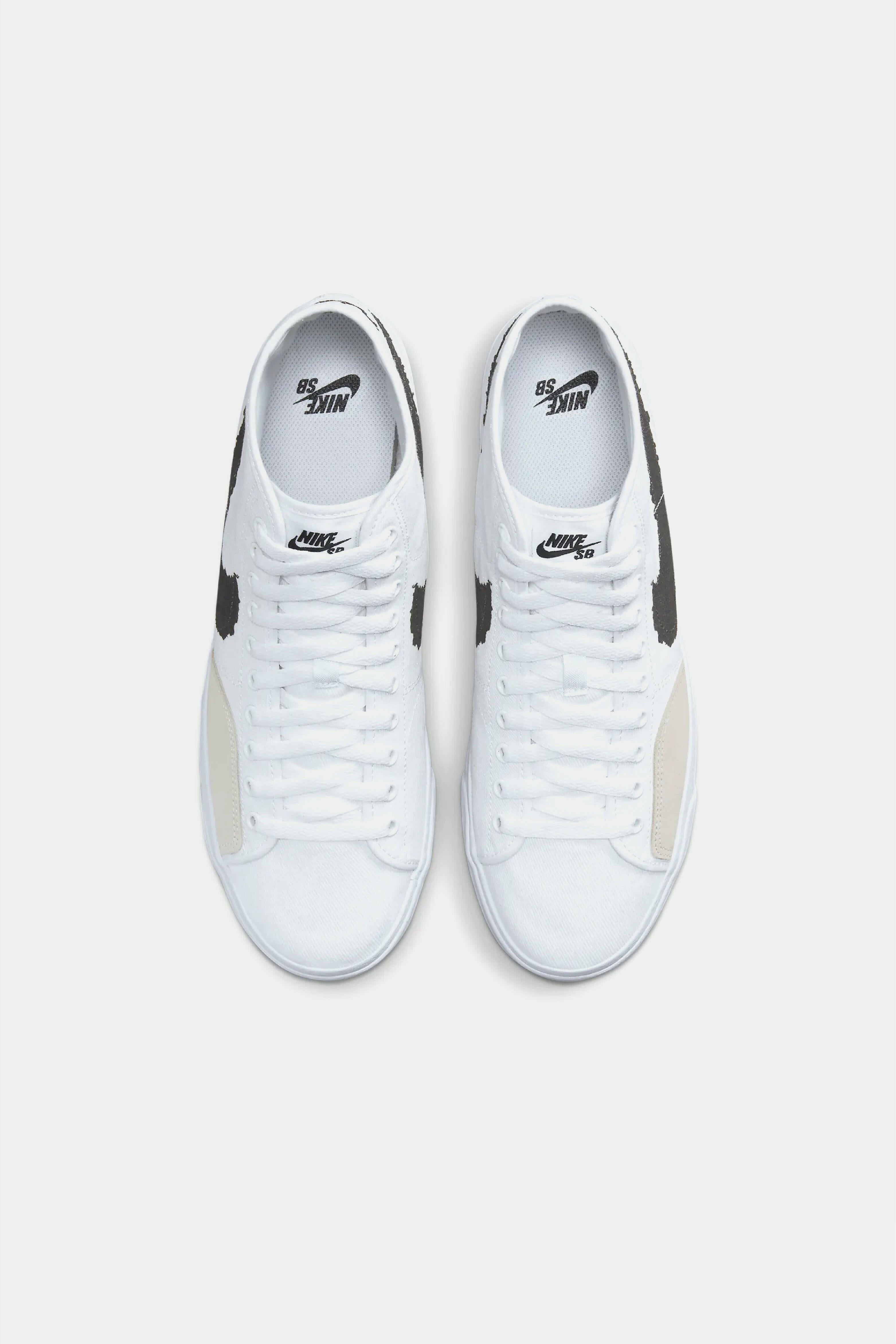 Selectshop FRAME - NIKE SB Nike SB Blazer Court Mid PRM Footwear Dubai