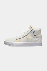 Selectshop FRAME - NIKE SB Blazer Mid “Warning Label” Footwear Concept Store Dubai