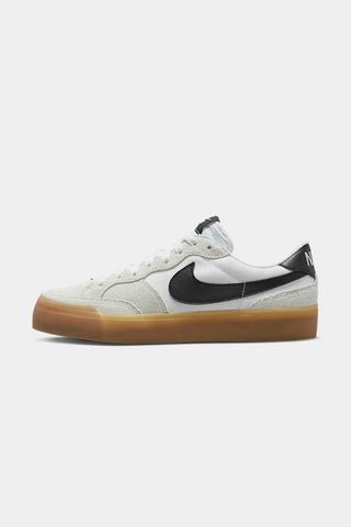 Nike SB ポゴ（女子）