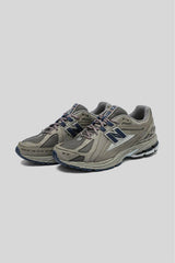 Selectshop FRAME -NEW BALANCE M1906RB "Grey Indigo" フットウェア・コンセプト・ストア ドバイ