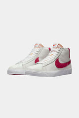 Selectshop FRAME - NIKE SB Nike SB Zoom Blazer Mid ISO "Sweet Beet" Footwear Concept Store Dubai