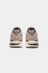 Selectshop FRAME -ASICS Gel Kayano 14 "Clay Grey" フットウェア・コンセプト・ストア ドバイ