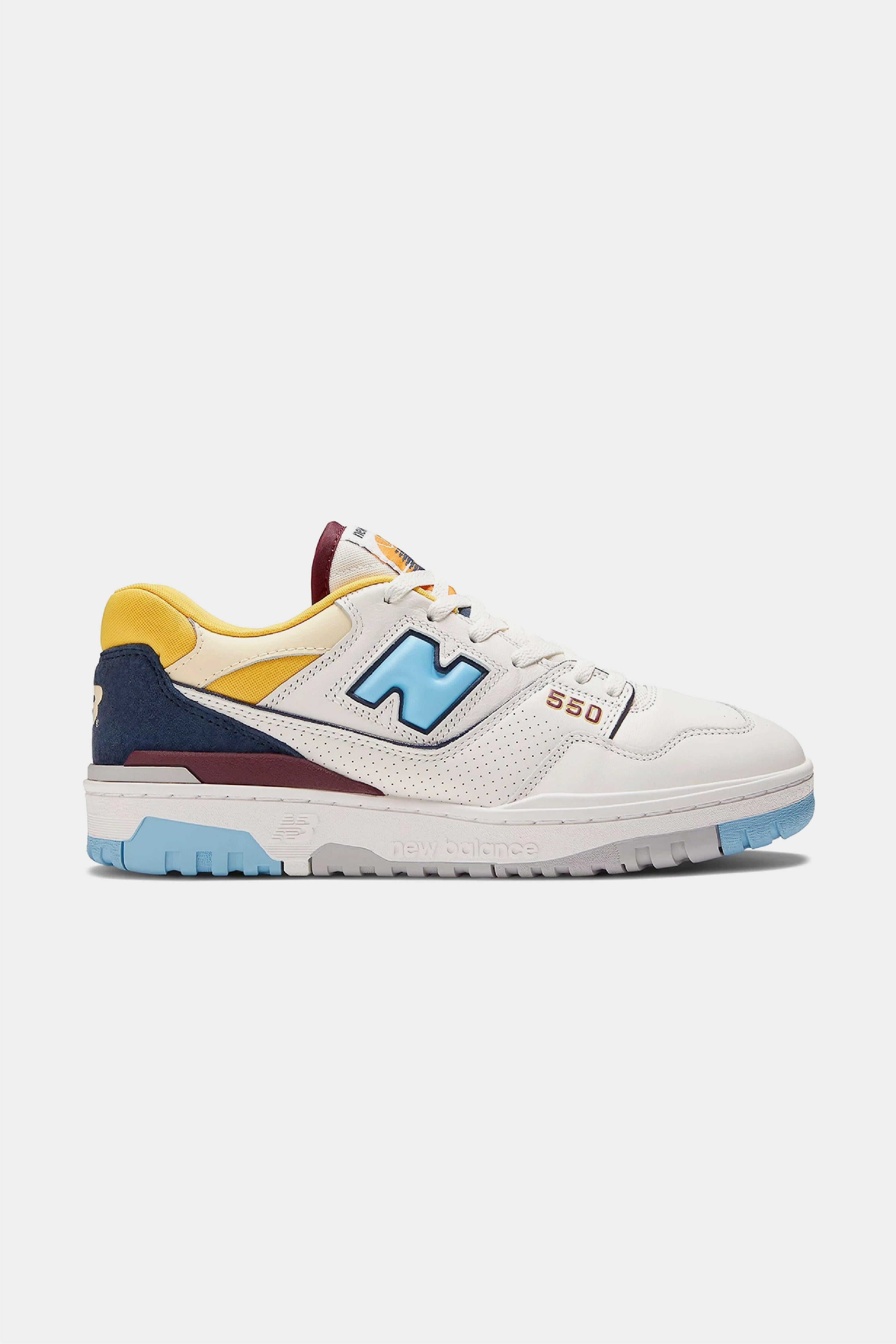 Selectshop FRAME - NEW BALANCE New Balance 550 "Marquette" Footwear Dubai