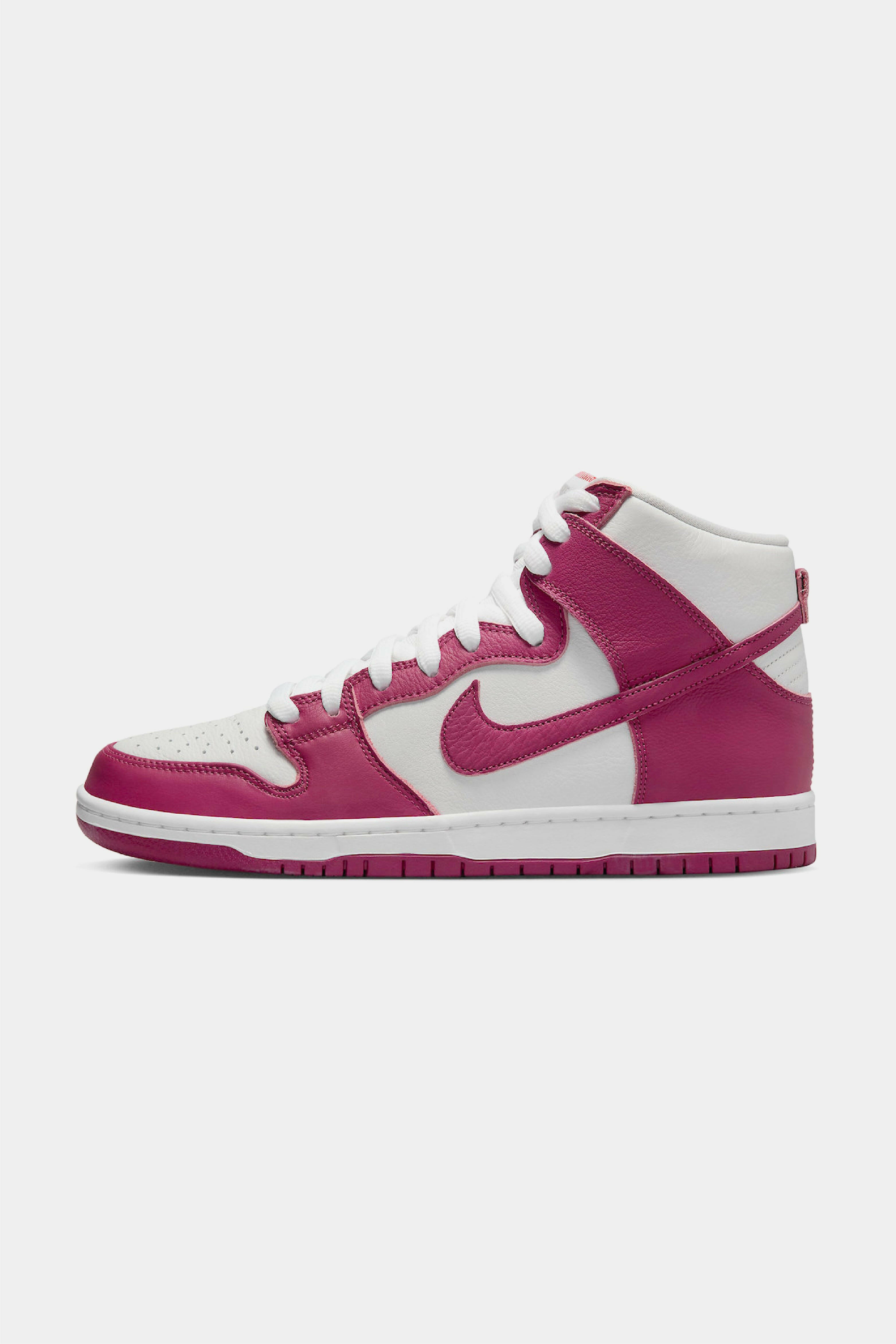 Selectshop FRAME - NIKE SB Nike SB Dunk High “Sweet Beet” Footwear Concept Store Dubai