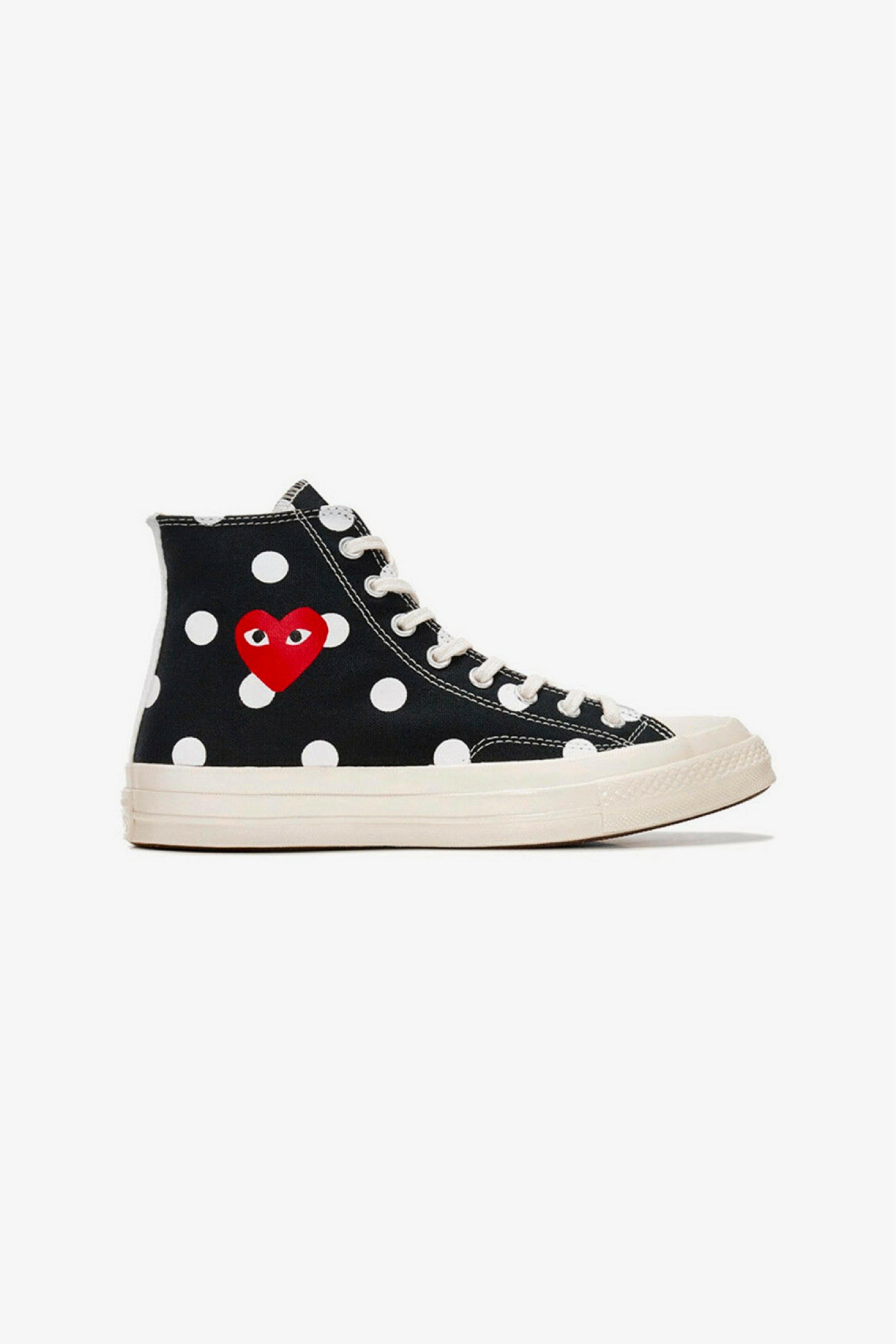 Selectshop FRAME - COMME DES GARCONS PLAY Converse Polka Dot Red Heart Chuck Taylor All Star '70 High Footwear Dubai