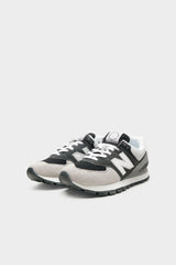 Selectshop FRAME - NEW BALANCE ML574D2B "스텔스" 풋웨어 컨셉 스토어 두바이