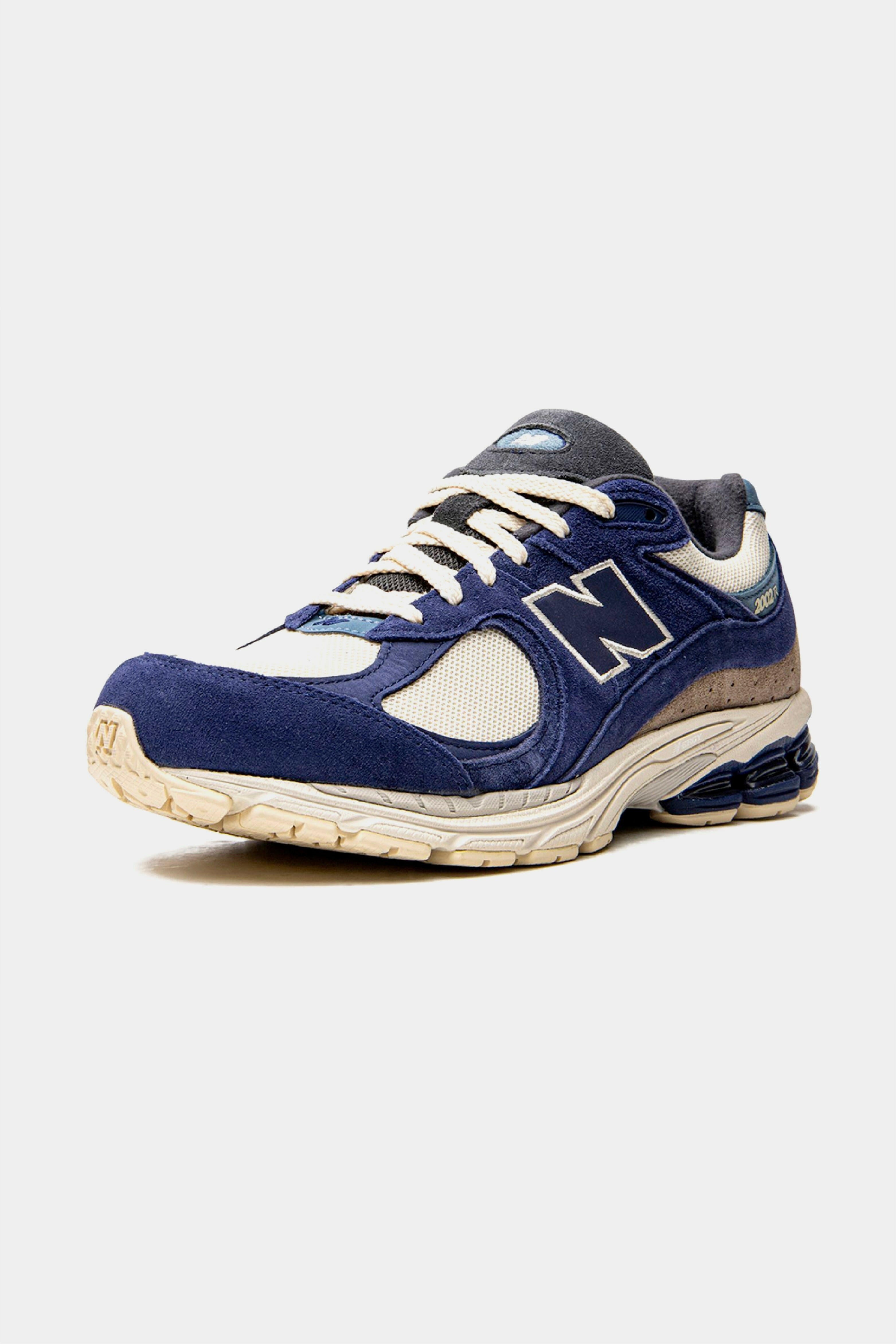 Selectshop FRAME - NEW BALANCE M2002RG "Night Tide" Footwear Concept Store Dubai